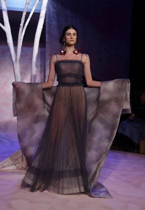 AltaRoma Fashion Week - Gattinoni Modenschau in Rom Jan 27, 2017 - Rome, Italy - Gattinoni Spr Sum 2017 at Altaroma fashion week in Roma. Rome Italy - ZUMAi15_ 20170127_zaf_i15_011 Copyright: xEvandroxInettix