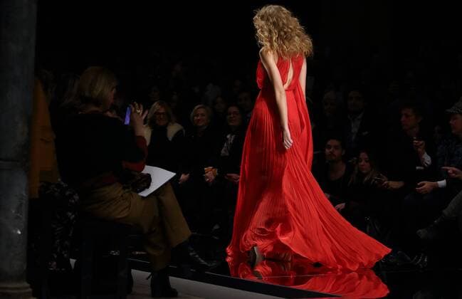 AltaRoma Fashion Week - Rani Zakhem Modenschau in Rom Jan 27, 2017 - Rome, Italy - Rani Zakhem Spr Sum 2017 at Altaroma fashion week in Roma. Rome Italy - ZUMAi15_ 20170127_zaf_i15_050 Copyright: xEvandroxInettix