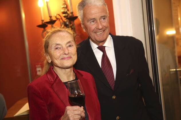 Erni Mangold und Peter Kremslehner bei der Premieren-Party des Theaterstücks Harold und Maude sowie der Geburtstagsfeier zum 90. Geburtstag von Erni Mangold im Hotel Regina.Wien, 26.01.2017 Foto:xF.xJ.xMorgenbesserx xFuturexImage