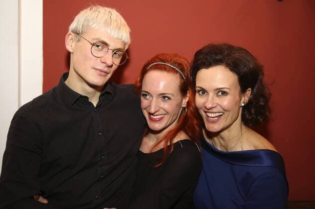 Meo Wulf, Silvia Meisterle und Marina Stilp bei der Premieren-Party des Theaterstücks Harold und Maude sowie der Geburtstagsfeier zum 90. Geburtstag von Erni Mangold im Hotel Regina.Wien, 26.01.2017 Foto:xF.xJ.xMorgenbesserx xFuturexImage