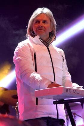 Das Nockalm Quintett bei der Generalprobe vom Wenn die Musi spielt -Winter Open Air 2017 auf der Bühne bei der Talstation der Kaiserburgbahn. Bad Kleinkirchheim, 27.01.2017 Foto:xS.xNömerx xFuturexImage