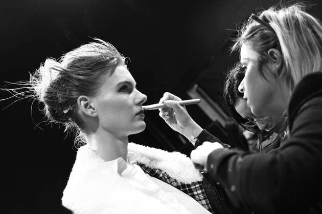 Fashion Week AltaRoma in Rom - Fotostory schwarz-weiß Jan 29, 2017 - Rome, Italy - Rome Fashion Week by AltaRoma AltaModa, last day with people, bloggers, guest, model, backstage and catwalk. Rome Italy - ZUMAi15_ 20170129_zaf_i15_010 Copyright: xEvandroxInettix