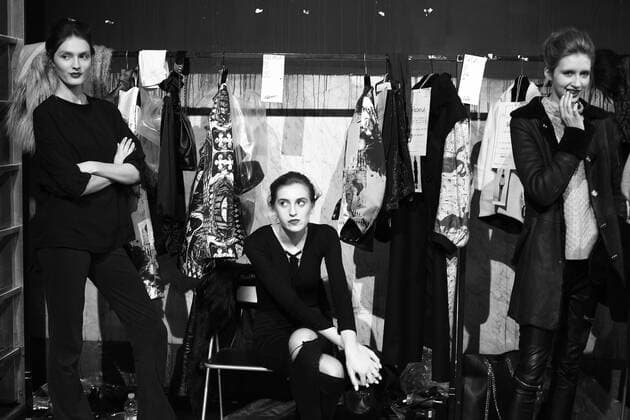 Fashion Week AltaRoma in Rom - Fotostory schwarz-weiß Jan 29, 2017 - Rome, Italy - Rome Fashion Week by AltaRoma AltaModa, last day with people, bloggers, guest, model, backstage and catwalk. Rome Italy - ZUMAi15_ 20170129_zaf_i15_011 Copyright: xEvandroxInettix