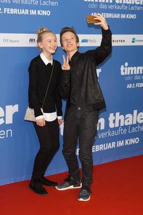 Jule Hermann und Arved Friese - Premiere des Kinofilms Timm Thaler oder das verkaufte Lachen im Zoo Palast Berlin am 29.01.2017. Premiere Timm Thaler oder das verkaufte Lachen