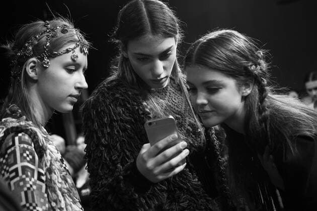 Fashion Week AltaRoma in Rom - Fotostory schwarz-weiß Jan 29, 2017 - Rome, Italy - Rome Fashion Week by AltaRoma AltaModa, last day with people, bloggers, guest, model, backstage and catwalk. Rome Italy - ZUMAi15_ 20170129_zaf_i15_030 Copyright: xEvandroxInettix