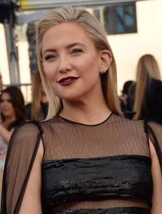 Actress Kate Hudson arrives for the the 23rd annual SAG Awards held at the Shrine Auditorium in Los Angeles on January 29, 2017. The Screen Actors Guild Awards will be broadcast live on TNT and TBS.  LAP20170129140 JIMxRUYMEN