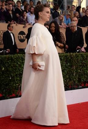 Actress Natalie Portman arrives for the the 23rd annual SAG Awards held at the Shrine Auditorium in Los Angeles on January 29, 2017. The Screen Actors Guild Awards will be broadcast live on TNT and TBS.  LAP20170129258 JIMxRUYMEN