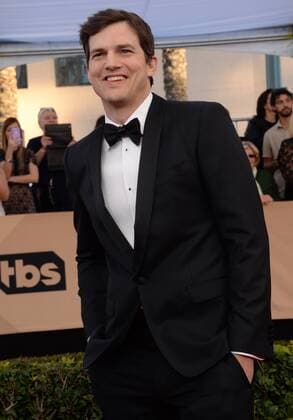 Actor Ashton Kutcher arrives for the the 23rd annual SAG Awards held at the Shrine Auditorium in Los Angeles on January 29, 2017. The Screen Actors Guild Awards will be broadcast live on TNT and TBS.  LAP20170129261 JIMxRUYMEN