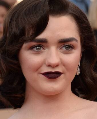 Actress Maisie Williams arrives for the the 23rd annual SAG Awards held at the Shrine Auditorium in Los Angeles on January 29, 2017. The Screen Actors Guild Awards will be broadcast live on TNT and TBS.  LAP20170129378 JIMxRUYMEN