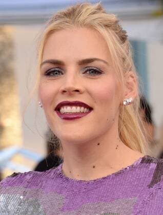 Actress Busy Philipps arrives for the the 23rd annual SAG Awards held at the Shrine Auditorium in Los Angeles on January 29, 2017. The Screen Actors Guild Awards will be broadcast live on TNT and TBS.  LAP20170129333 JIMxRUYMEN