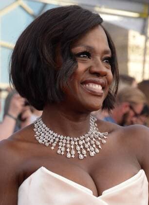 Actress Viola Davis (R) and Julius Tennon arrive for the the 23rd annual SAG Awards held at the Shrine Auditorium in Los Angeles on January 29, 2017. The Screen Actors Guild Awards will be broadcast live on TNT and TBS.  LAP20170129340 JIMxRUYMEN
