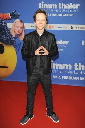 Arved Friese Ankunft, roter Teppich zur Kinderfilm Premiere Timm Thaler im Zoo Palast in Berlin, am 29.01.2016