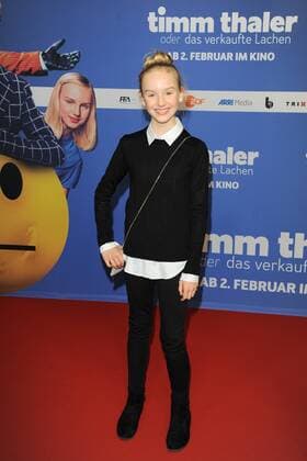 Jule Hermann Ankunft, roter Teppich zur Kinderfilm Premiere Timm Thaler im Zoo Palast in Berlin, am 29.01.2016