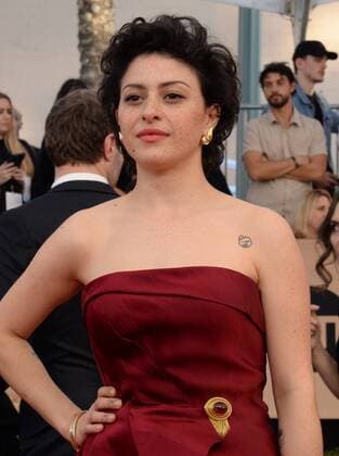 Actress Alia Shawkat arrives for the the 23rd annual SAG Awards held at the Shrine Auditorium in Los Angeles on January 29, 2017. The Screen Actors Guild Awards will be broadcast live on TNT and TBS.  LAP20170129589 JIMxRUYMEN