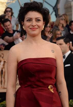 Actress Alia Shawkat arrives for the the 23rd annual SAG Awards held at the Shrine Auditorium in Los Angeles on January 29, 2017. The Screen Actors Guild Awards will be broadcast live on TNT and TBS.  LAP20170129590 JIMxRUYMEN