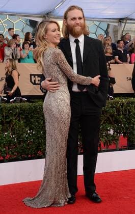 Actors Sanne Hamers (L) and Wyatt Russell arrive for the the 23rd annual SAG Awards held at the Shrine Auditorium in Los Angeles on January 29, 2017. The Screen Actors Guild Awards will be broadcast live on TNT and TBS.  LAP20170129757 JIMxRUYMEN