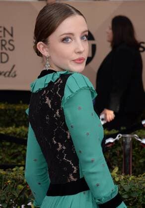 Actress Samantha Isler arrives for the 23rd annual SAG Awards held at the Shrine Auditorium in Los Angeles on January 29, 2017. The Screen Actors Guild Awards will be broadcast live on TNT and TBS.  LAP20170129854 JIMxRUYMEN