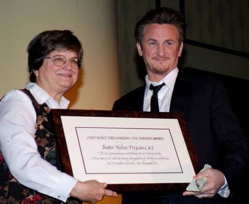 Dec. 11, 2005 - San Francisco, California, USA - Actor-director and activist Sean Penn presents the ACLU s 2005 Civil Liberties Award to outspoken death penalty opponent and author of the book Dead Man Walking, Sister Helen Prejean, C.S.J., during the ACLU s annual Bill of Rights Day Celebration at the Marriot in San Fransisco, CA., on Sunday, Dec. 11, 2005. - ZUMAce6_ 20051211_baf_ce6_014 Copyright: xBrianxCahnx