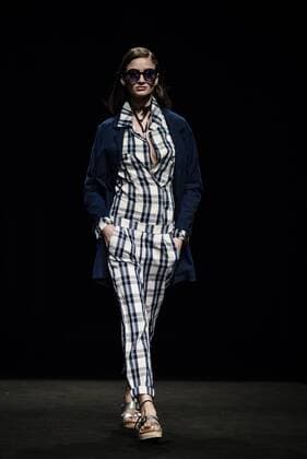 January 30, 2017 - Barcelona, Catalonia, Spain - A model walks the runway at the TCN fashion show presenting the new Spring Summer 2017 collection during 080 Barcelona Fashion Week Barcelona Spain - ZUMAo105 20170130_zap_o105_111 Copyright: xMatthiasxOesterlex