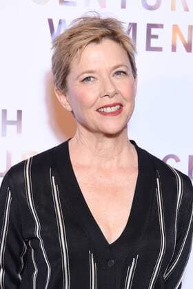 215177 Serge Arnal Starface 2017-01-30 Etats-Unis Premiere of 20th Century Women movie. Annette Bening.  Copyright: xSergexArnalx xStarfacex STAR_215177_008