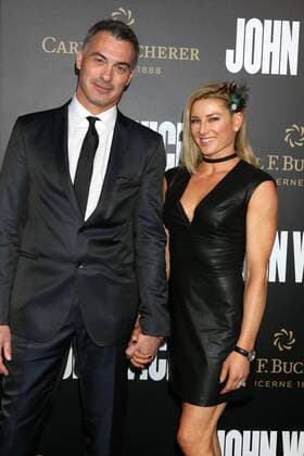 LOS ANGELES - JAN 30: Chad Stahelski, Heidi Moneymaker at the John Wick: Chapter 2 Premiere at ArcLight Theater on January 30, 2017 in Los Angeles, CA  Copyright: xKathyxHutchinsx xIPAx xHutchinsxPhotox