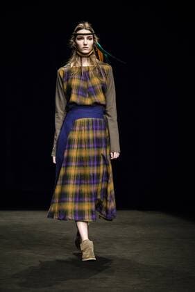 Bilder des Tages January 31, 2017 - Barcelona, Catalonia, Spain - A model walks the runway at the Txell Miras fashion show presenting the new The Shed collection during 080 Barcelona Fashion Week Barcelona Spain - ZUMAo105 20170131_zap_o105_054 Copyright: xMatthiasxOesterlex