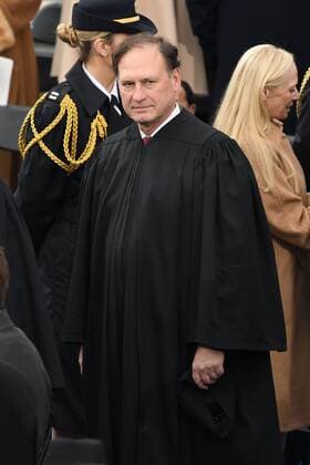 January 20, 2017 - Washington, DC, United States of America - Supreme Court Justice Samuel Alito arrives for the 68th President Inaugural Ceremony on Capitol Hill January 20, 2017 in Washington, DC. Washington United States of America - ZUMAe02_ 20170120_zaf_e02_067 Copyright: xRichardxEllisx