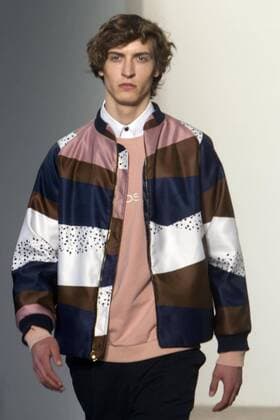 A model takes the catwalk wearing designs by Honduran designer Carlos Campos during the Men s Fashion Week, in New York, USA, 31 January 2017. Men s Fashion Week in New York !ACHTUNG: NUR REDAKTIONELLE NUTZUNG!  SHM115 20170201-636215145047927678