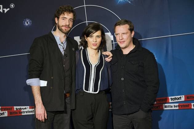 Bilder des Tages Fridolin Sandmeyer, Nora Tschirner und Florian Panzner bei der Premiere des ARD TV-Krimis Tatort - Der scheidende Schupo im Deutschen Nationaltheater. Weimar, 31.01.2017 Foto:xM.xKremerx xFuturexImage