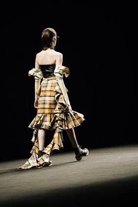 February 1, 2017 - Barcelona, Catalonia, Spain - A model walks the runway at the Anel Yaos fashion show presenting the new Autumn Winter 2017 18 collection during 080 Barcelona Fashion Week Barcelona Spain - ZUMAo105 20170201_zap_o105_012 Copyright: xMatthiasxOesterlex