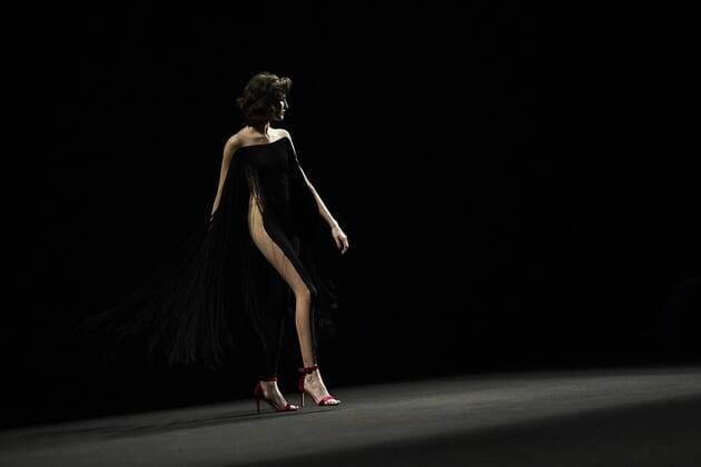 A model takes to the catwalk with the creations of fashion designer Ze Garcia during the 080 Barcelona Fashion Week held in Barcelona, Catalonia, Spain on 01 February 2017. The 080 Barcelona Fashion Week runs from 30 January to 03 February. 080 BARCELONA FASHION WEEK !ACHTUNG: NUR REDAKTIONELLE NUTZUNG!  20170201-636215761440389132