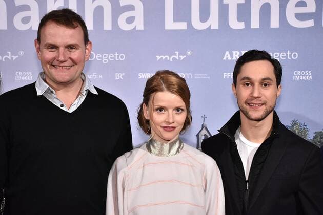 Devid Striesow, Karoline Schuch und Ludwig Trepte bei der Premiere vom ARD Event-Movie Katharina Luther am 1.02.2017 in Berlin Katharina Luther Premiere in Berlin, 2017 