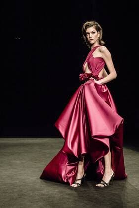 February 1, 2017 - Barcelona, Catalonia, Spain - A model walks the runway at the ZE Garcia fashion show presenting the new Dualismo collection during 080 Barcelona Fashion Week Barcelona Spain - ZUMAo105 20170201_zap_o105_264 Copyright: xMatthiasxOesterlex