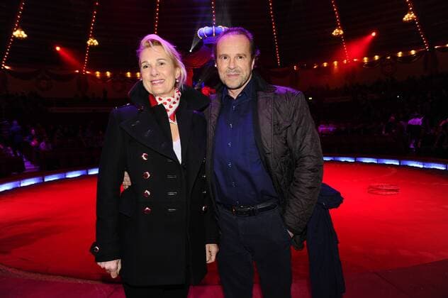 Jan Niklas mit Ehefrau 2. Winterpremiere Circus Krone Kronebau Manege Muenchen 01.02..2017