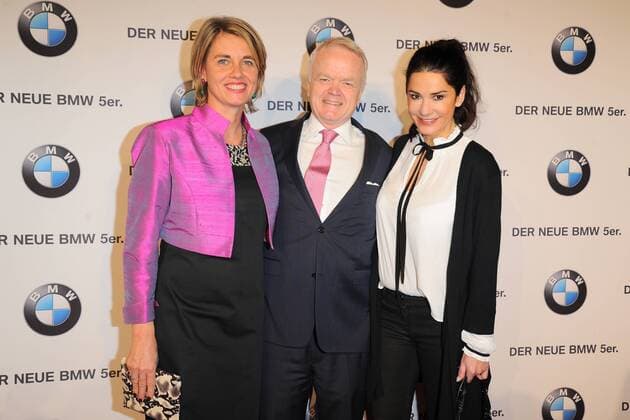 Philipp von Sahr mit Gattin, Mariella Ahrens Exclusive Premiere des neuen BMW 540i Limousine im BMW Haus am Kurfuestendamm in Berlin am 01.02.2017