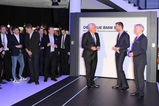 Hans-Reiner Schroeder, Jochen Schropp, Philipp von Sahr Exclusive Premiere des neuen BMW 540i Limousine im BMW Haus am Kurfuestendamm in Berlin am 01.02.2017
