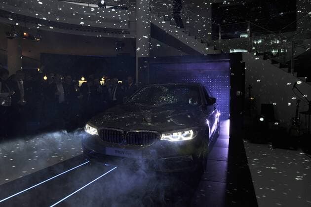 Die neue 5.er BMW Limousine Exclusive Premiere des neuen BMW 540i Limousine im BMW Haus am Kurfuestendamm in Berlin am 01.02.2017
