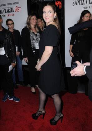 February 1, 2017 - Hollywood, CA, United States - 01 February 2017 - Hollywood, California - Drew Barrymore. Premiere Of Netflix s Santa Clarita Diet held at ArcLight Cinemas Cinerama Dome. Photo Credit: AdMedia Hollywood United States - ZUMAa123 20170201_zaa_a123_001 Copyright: xBirdiexThompsonx
