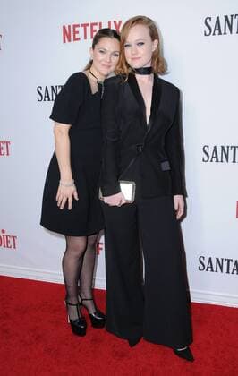 February 1, 2017 - Hollywood, CA, United States - 01 February 2017 - Hollywood, California - Drew Barrymore, Liv Newson. Premiere Of Netflix s Santa Clarita Diet held at ArcLight Cinemas Cinerama Dome. Photo Credit: AdMedia Hollywood United States - ZUMAa123 20170201_zaa_a123_037 Copyright: xBirdiexThompsonx