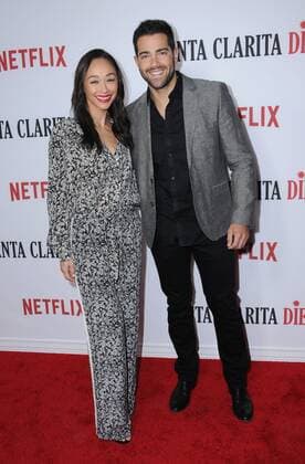 February 1, 2017 - Hollywood, CA, United States - 01 February 2017 - Hollywood, California - Cara Santana, Jesse Metcalfe. Premiere Of Netflix s Santa Clarita Diet held at ArcLight Cinemas Cinerama Dome. Photo Credit: AdMedia Hollywood United States - ZUMAa123 20170201_zaa_a123_077 Copyright: xBirdiexThompsonx