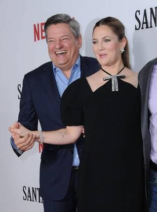 February 1, 2017 - Hollywood, CA, United States - 01 February 2017 - Hollywood, California - Ted Sarandos, Drew Barrymore. Premiere Of Netflix s Santa Clarita Diet held at ArcLight Cinemas Cinerama Dome. Photo Credit: AdMedia Hollywood United States - ZUMAa123 20170201_zaa_a123_092 Copyright: xBirdiexThompsonx