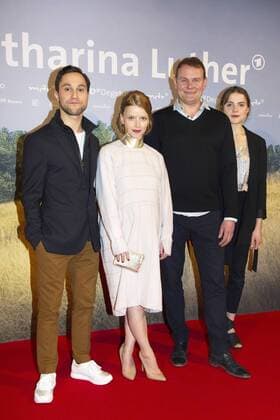 Ludwig Trepte, Karoline Schuch, Devid Striesow und Mala Emde bei der Premiere des Fernsehfilms Katharina Luther in der Französischen Friedrichstadtkirche. Berlin, 01.02.2017 Foto:xC.xBehringx xFuturexImage