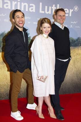 Ludwig Trepte, Karoline Schuch und Devid Striesow bei der Premiere des Fernsehfilms Katharina Luther in der Französischen Friedrichstadtkirche. Berlin, 01.02.2017 Foto:xC.xBehringx xFuturexImage