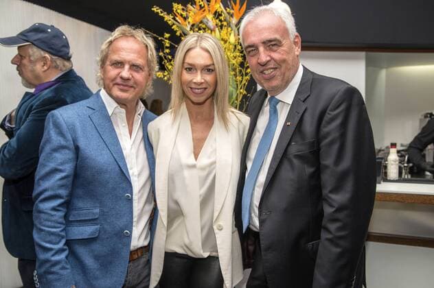 Uwe Ochsenknecht mit Freundin Kiki Viebrock und Hans-Reiner Schröder bei der exklusiven BMW 5er Premiere im BMW Haus am Kurfürstendamm. Berlin, 01.02.2017 Foto:xK.xWernerx xFuturexImage