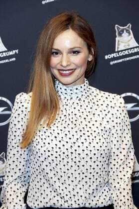 Mina Tander bei der Opel Kalender Vernissage Georgia & Grumpy - Not impressed by Wonderland im Kraftwerk Berlin. Berlin, 01.02.2017 Foto:xA.xBuggex xFuturexImage