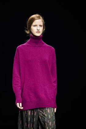 February 2, 2017 - Barcelona, Catalonia, Spain - A model walks the runway at the Aubergin fashion show presenting the new Est. collection during 080 Barcelona Fashion Week Barcelona Spain - ZUMAo105 20170202_zap_o105_012 Copyright: xMatthiasxOesterlex