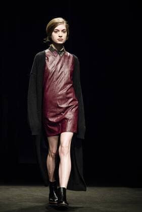 February 2, 2017 - Barcelona, Catalonia, Spain - A model walks the runway at the Aubergin fashion show presenting the new Est. collection during 080 Barcelona Fashion Week Barcelona Spain - ZUMAo105 20170202_zap_o105_013 Copyright: xMatthiasxOesterlex