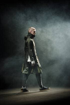 Bilder des Tages February 2, 2017 - Barcelona, Catalonia, Spain - A model walks the runway at the Daniel Rosa fashion show presenting the new Isolation collection during 080 Barcelona Fashion Week Barcelona Spain - ZUMAo105 20170202_zap_o105_043 Copyright: xMatthiasxOesterlex