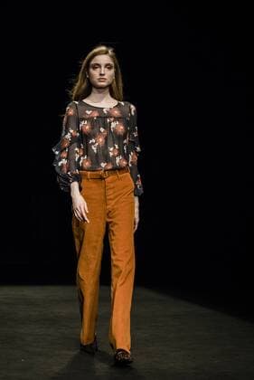 080 Barcelona Fashion Week - Lebor Gabala Modenschau February 2, 2017 - Barcelona, Catalonia, Spain - A model walks the runway at the Lebor Gabala fashion show presenting the new Autumn Winter 2017 collection during 080 Barcelona Fashion Week Barcelona Spain - ZUMAo105 20170202_zap_o105_194 Copyright: xMatthiasxOesterlex