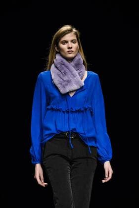 080 Barcelona Fashion Week - Lebor Gabala Modenschau February 2, 2017 - Barcelona, Catalonia, Spain - A model walks the runway at the Lebor Gabala fashion show presenting the new Autumn Winter 2017 collection during 080 Barcelona Fashion Week Barcelona Spain - ZUMAo105 20170202_zap_o105_201 Copyright: xMatthiasxOesterlex